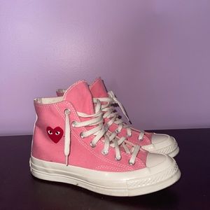 COMME DES GARÇONS PLAY CHUCK 70 HIGH 'BRIGHT PINK